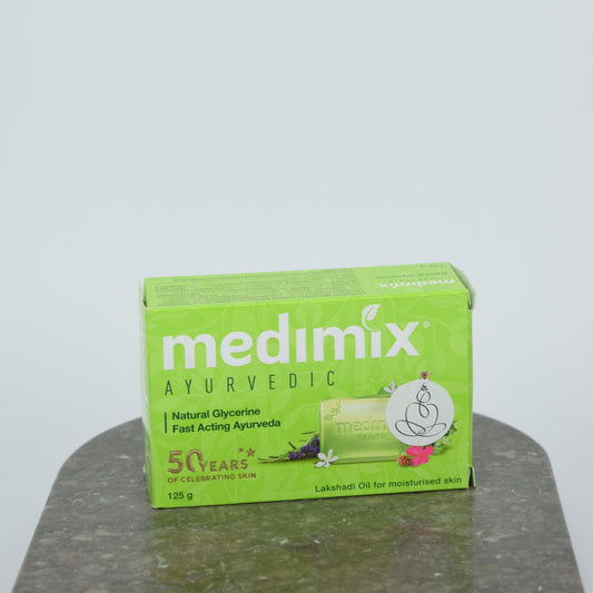 Medimix Moisturising Lakshadi Oil, fast tvål 125 g